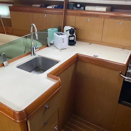 The Magic Of Sleeping On A Sailboat Botel